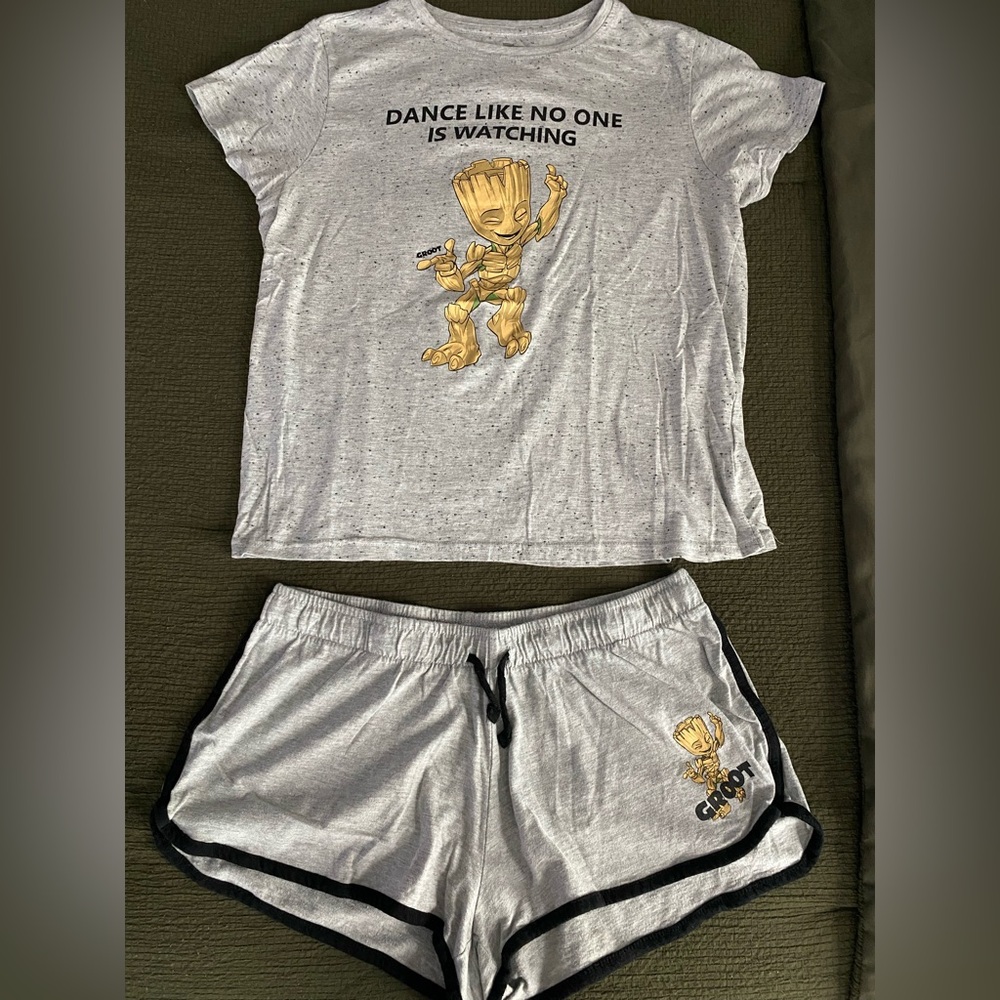Primark Groot Pajama Set